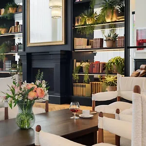 https://h10-itaca.topbarcelonahotels.com